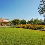Villa Deluxe